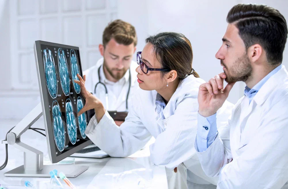ALOGIC’s Clarity Max Touch Monitors in  Radiology