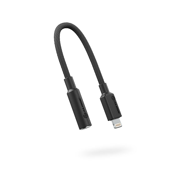 elements-pro-lightning-to-3-5-audio-adapter-black_3